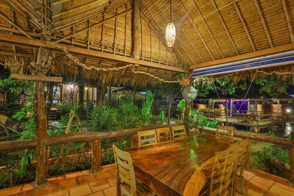 Natural Bungalows Restaurant And Bar Kampot Dış mekan fotoğraf